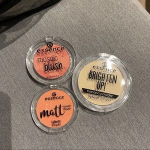 essence banana powder, blush